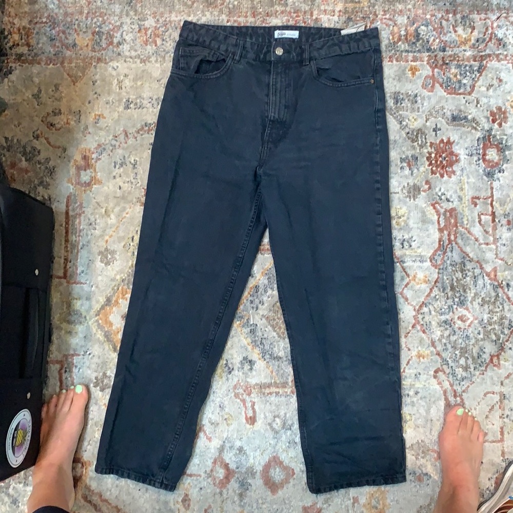 Zara navy cropped jeans sz 10